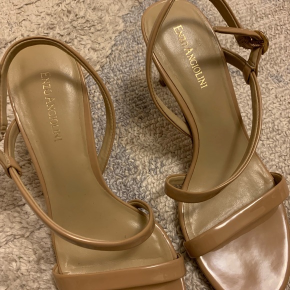 Enzo Angiolini Nude Heels! (8.5/39) - Picture 5 of 5